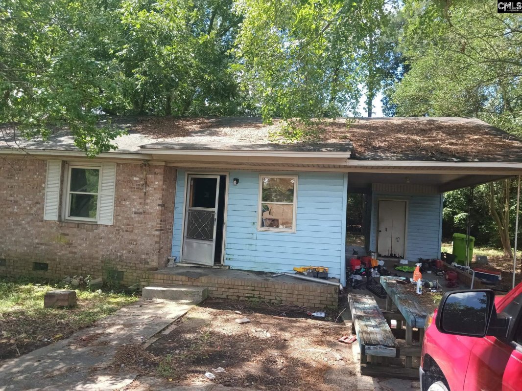 2401 Blue Ridge Terrace