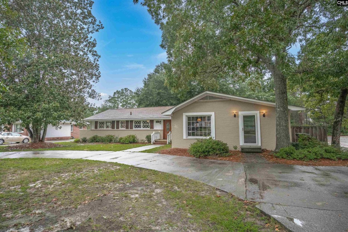 2227 Forest Drive