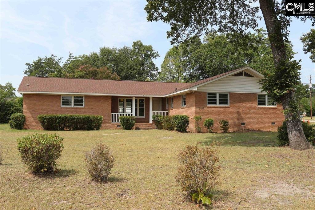 1600 Dogwood Street