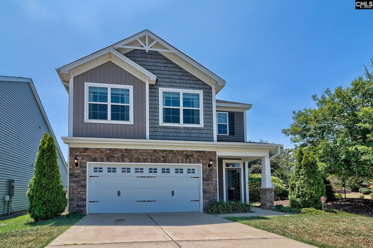 806 Bergenfield Lane