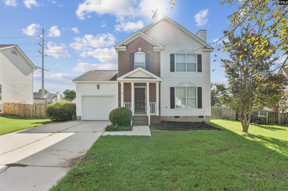 121 Hayfield Court