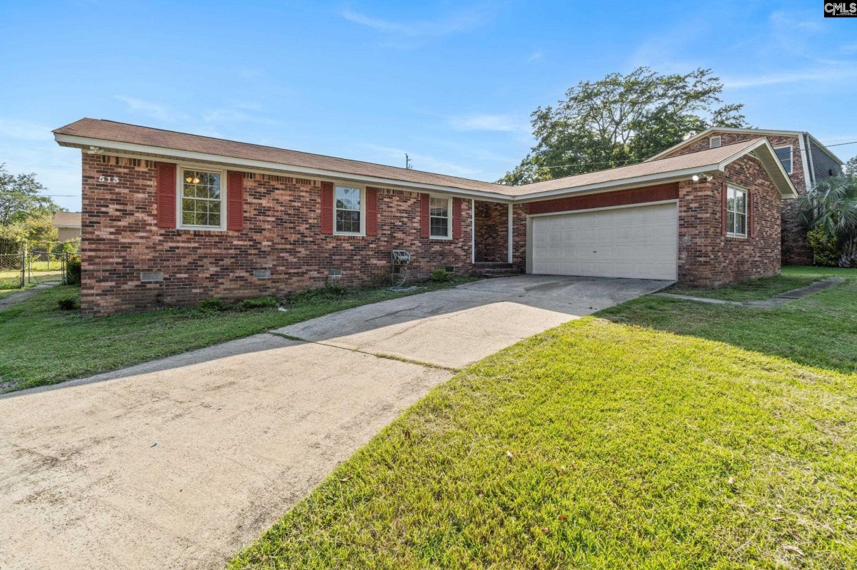 513 Knollwood Drive