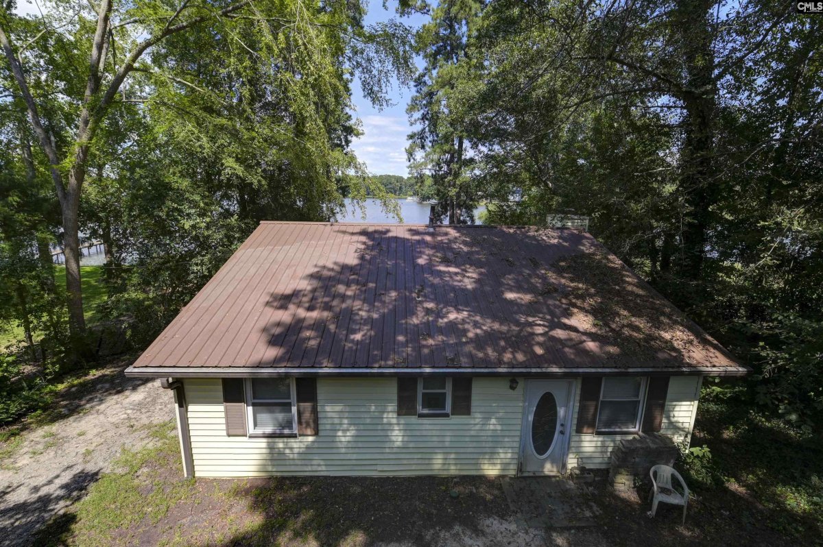 713 Pine Point