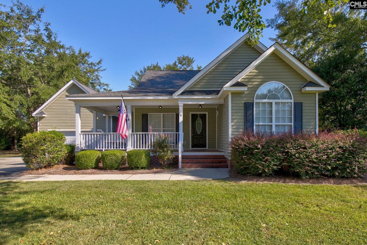 6 Split Oak Court