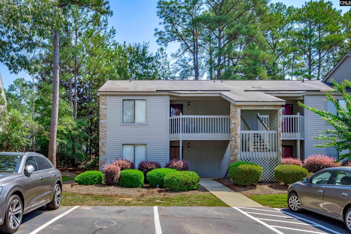405 Harbison Blvd 821