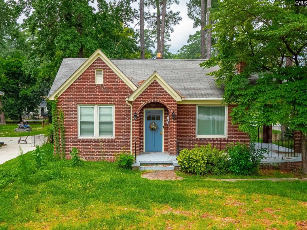 3047 Forest Drive