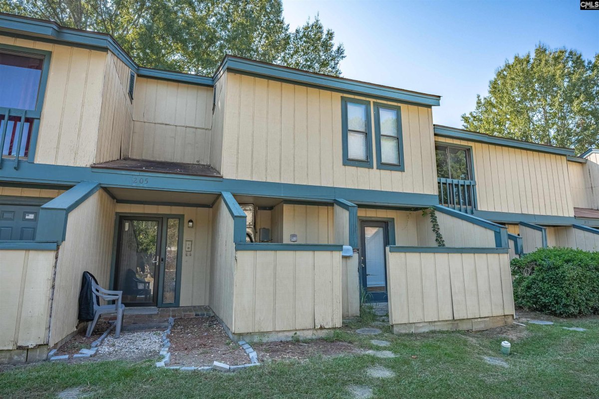 205 Timber Court