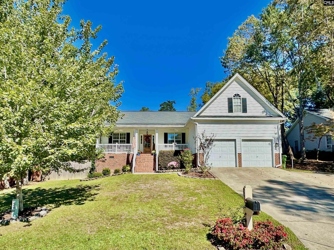 211 E Creek Court