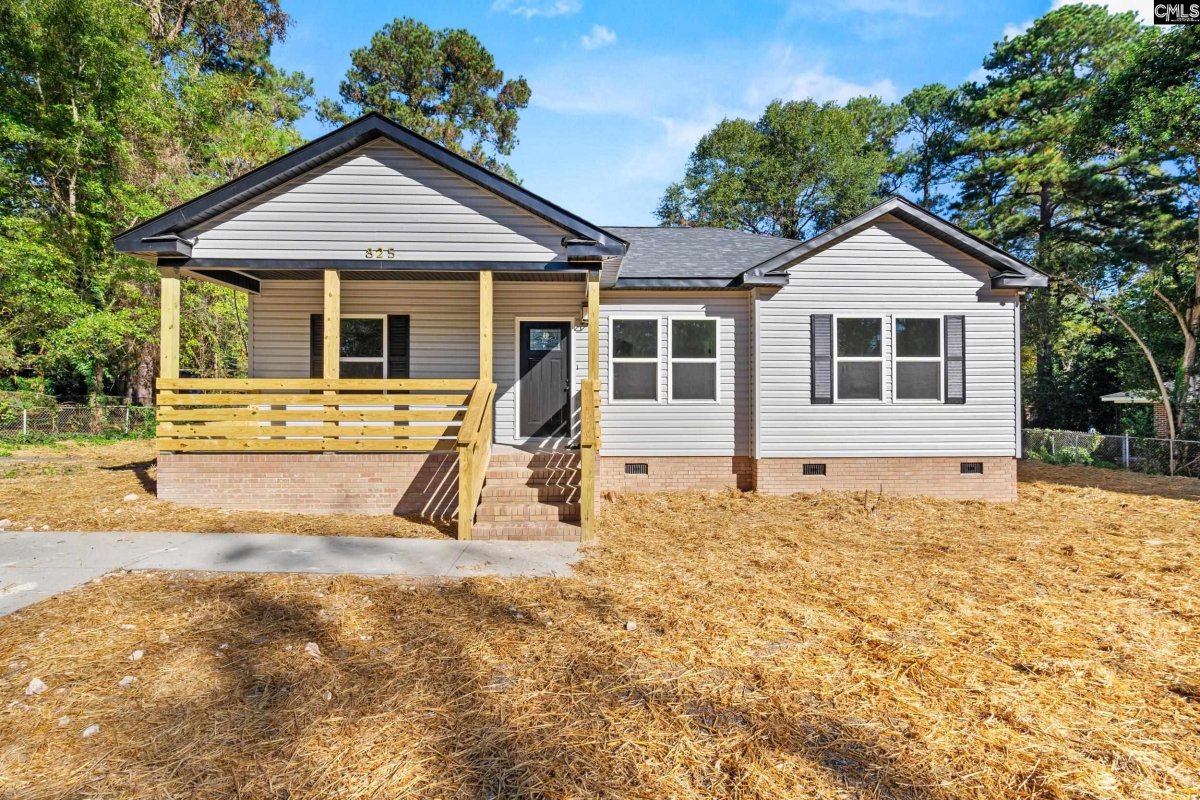 825 Apache Drive