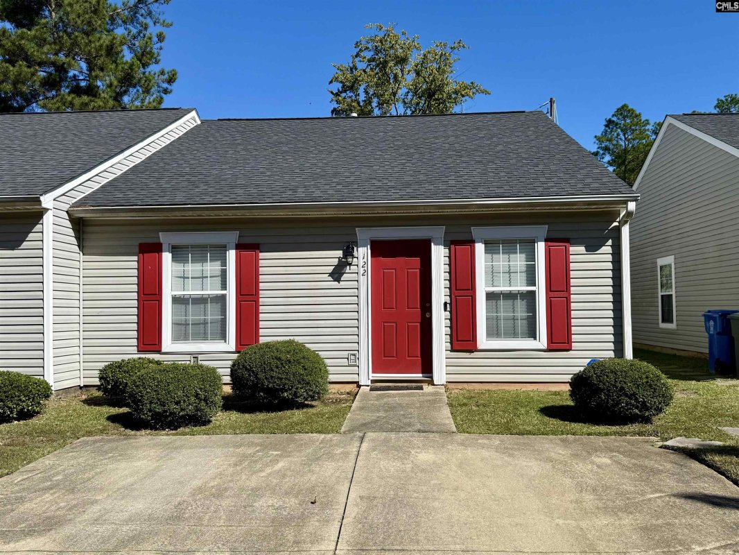 122 Thorn Tree Lane