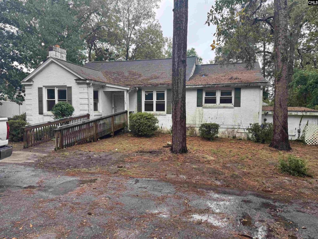3610 Valley Road