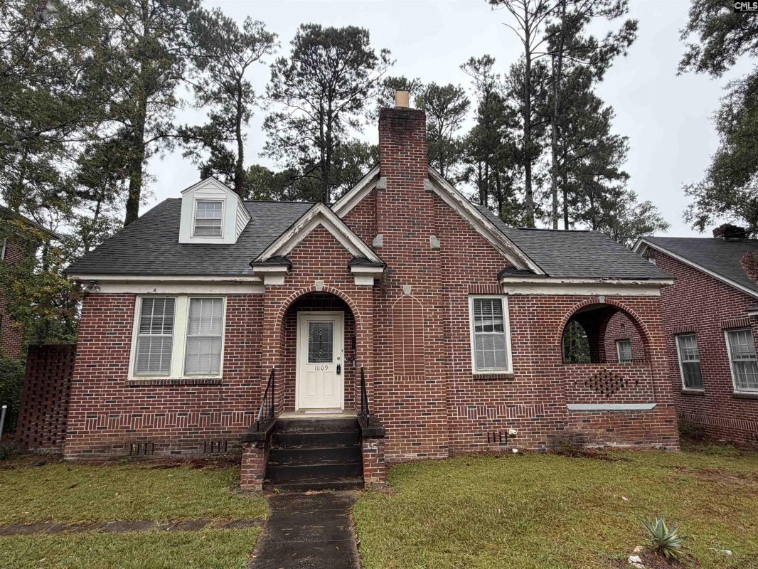 1009 Wildwood Avenue