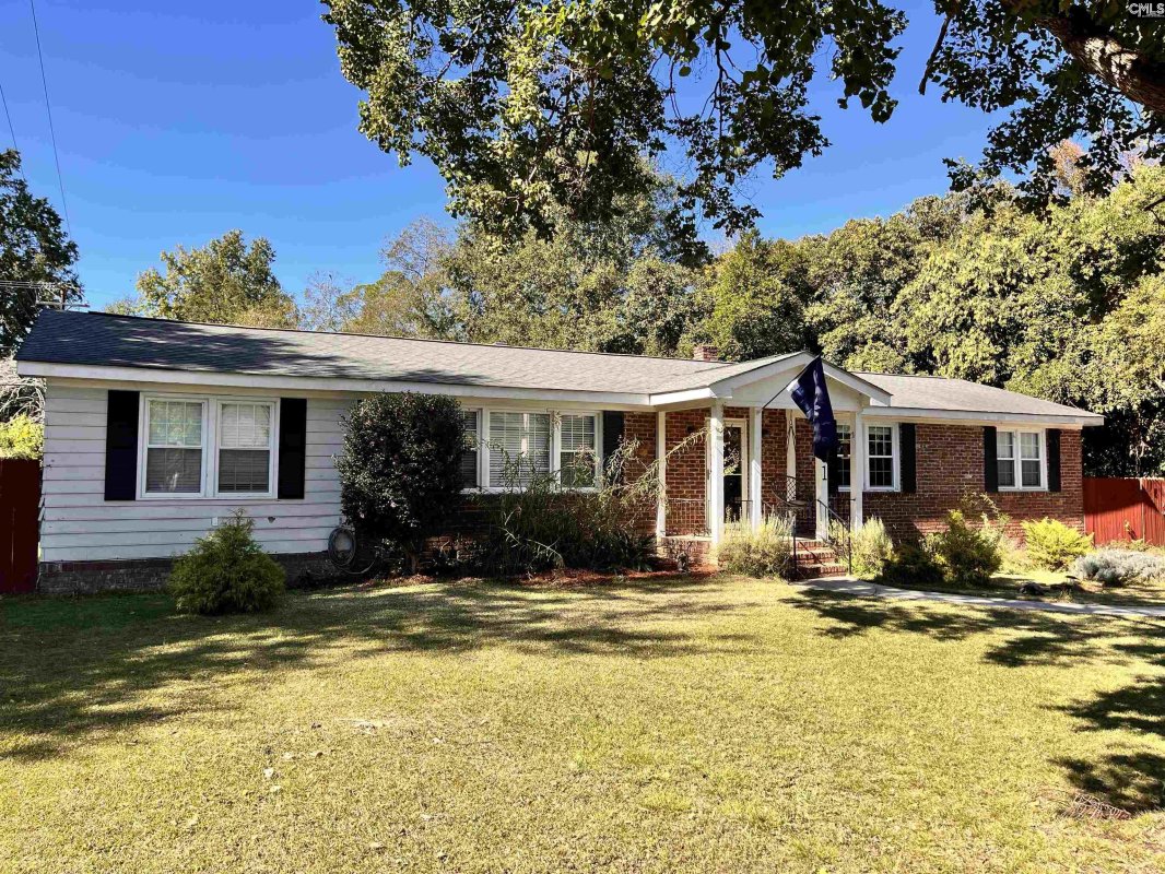 1001 Cedar Terrace