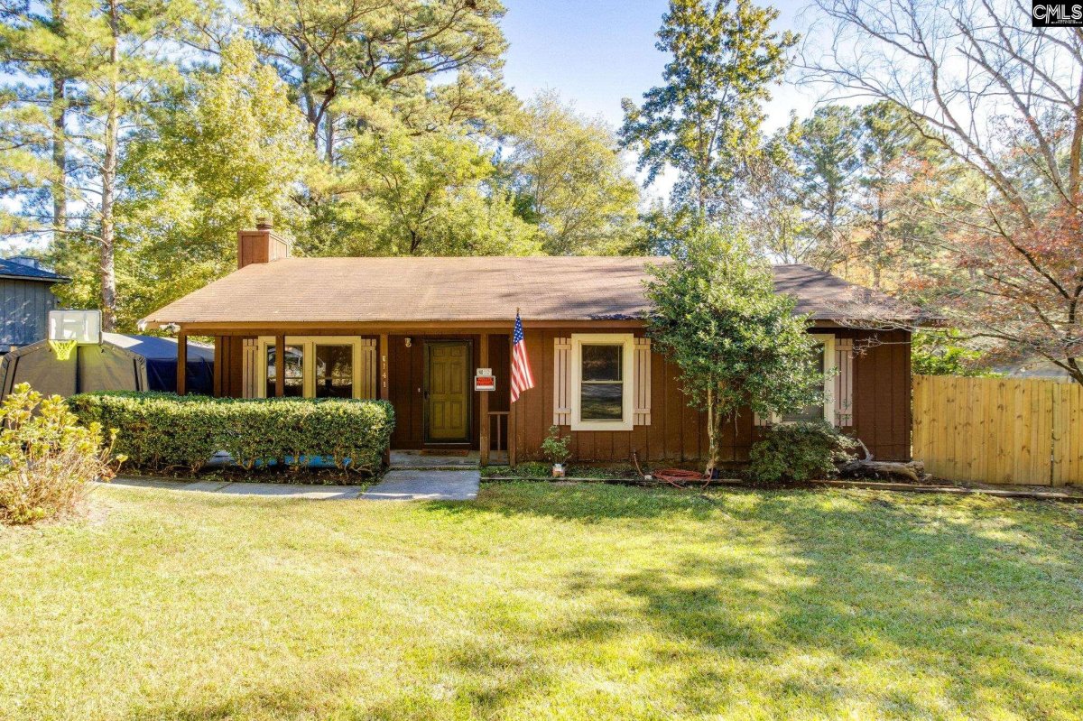 141 Chaunticleer Road