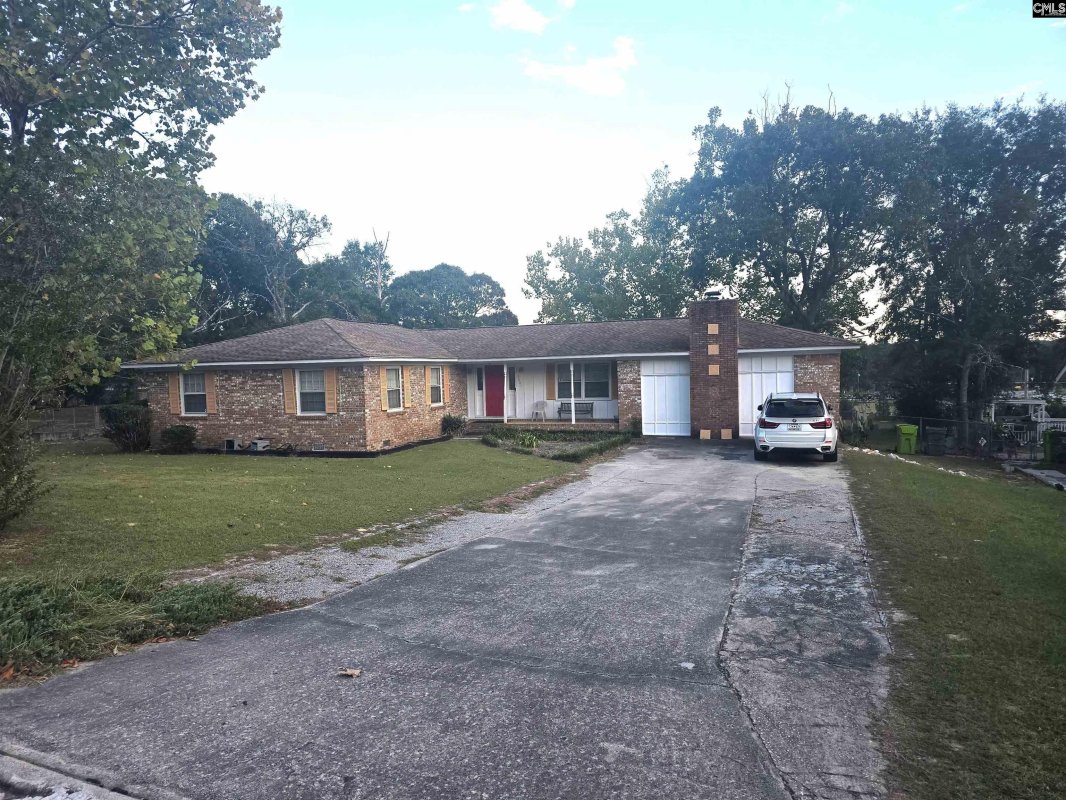 3001 Prestwick Circle