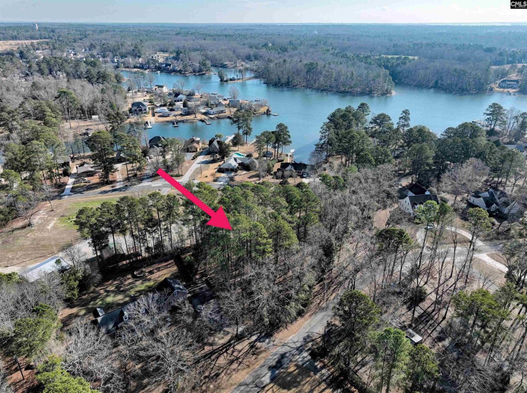 409 Dutchman Shores Circle