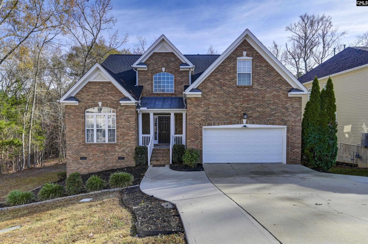 657 Hamlin Way