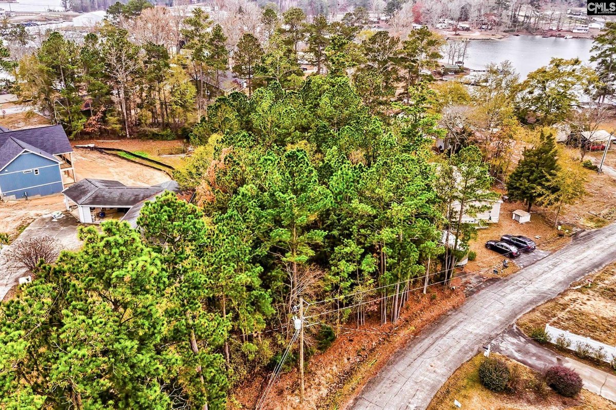 421 W Point Drive