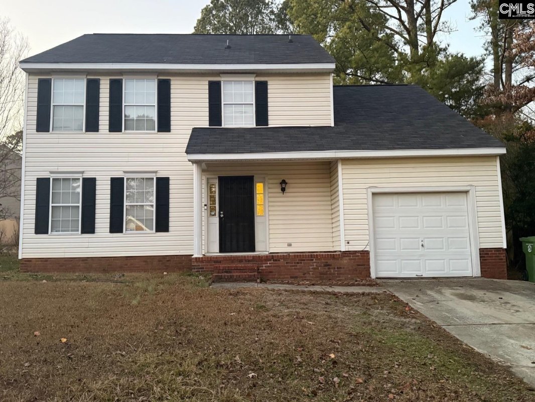 1009 Sweet Thorne Court