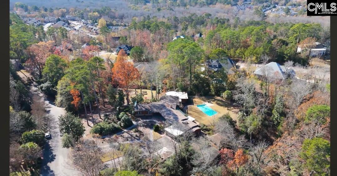 4 Woodhill Circle