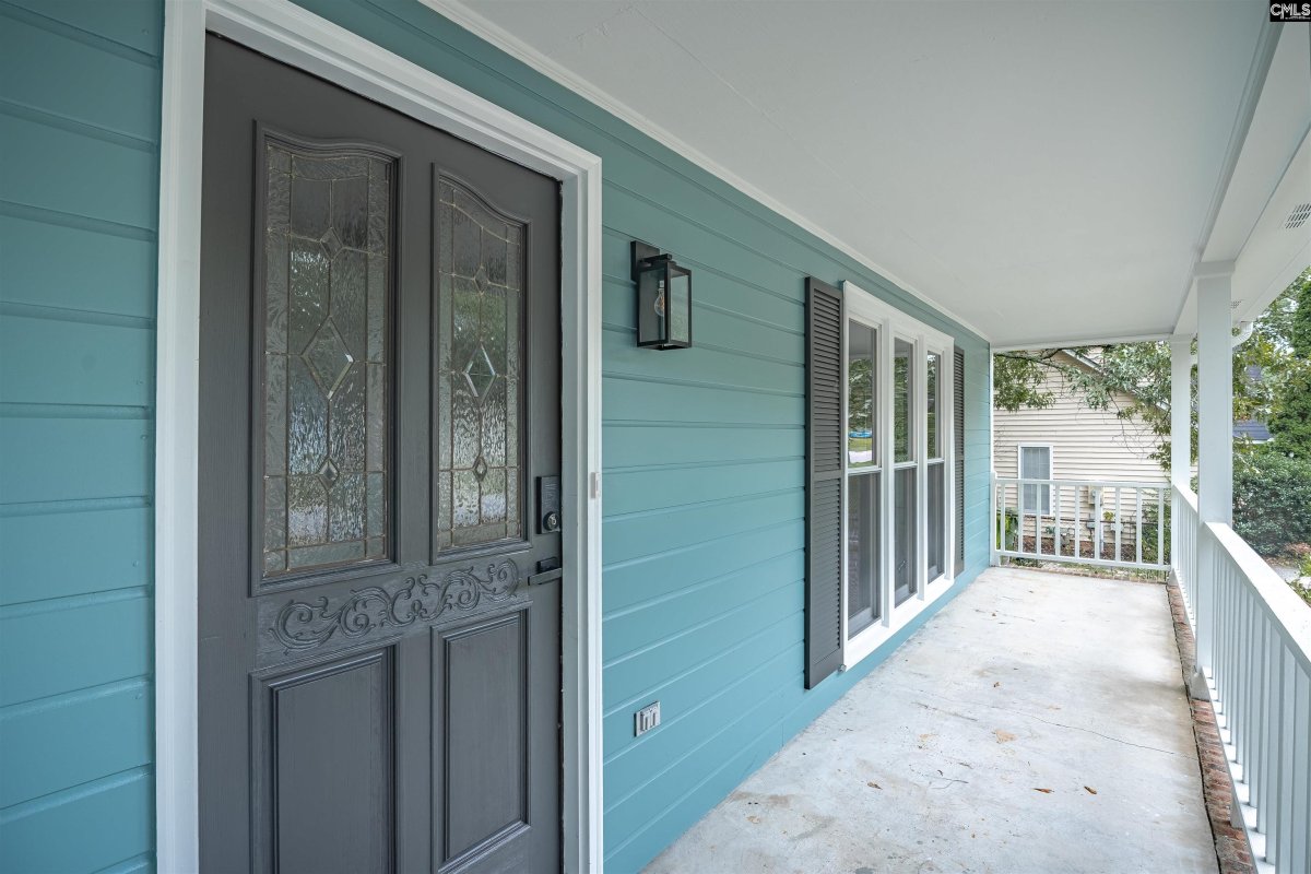 208 Winslow Way