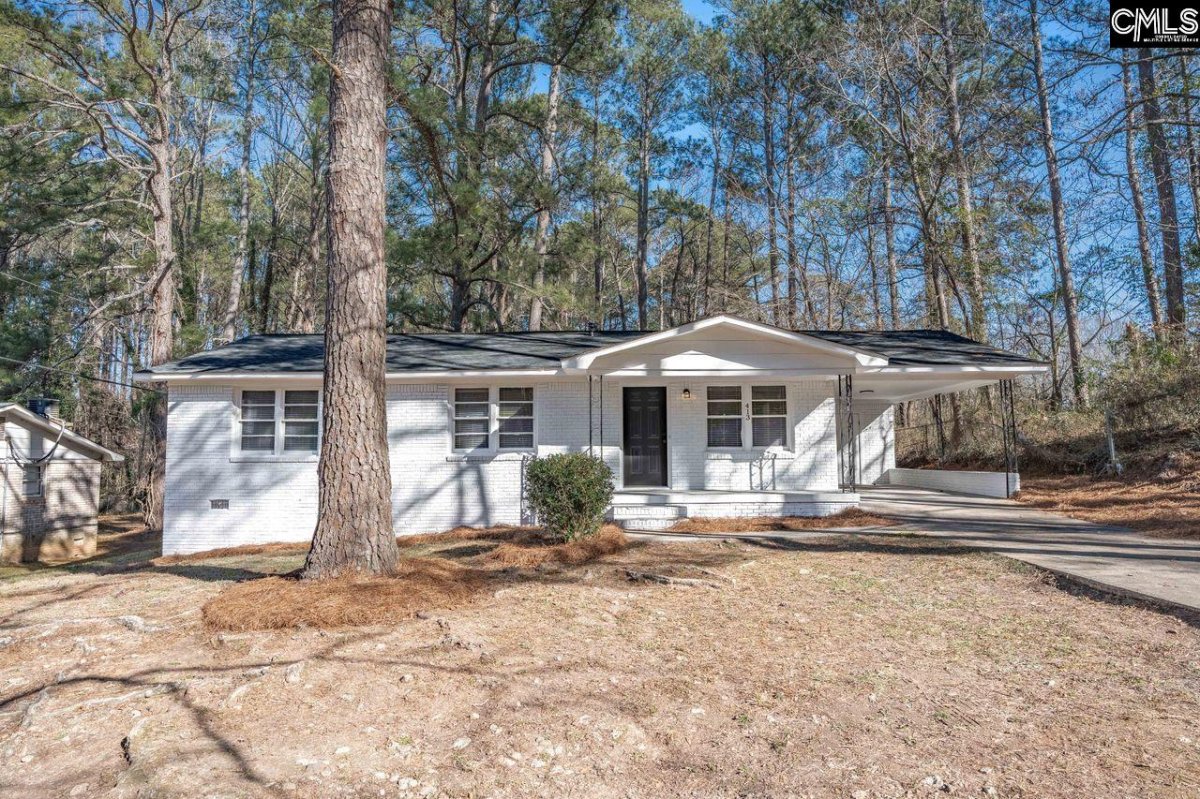 413 Beaverbrook Drive