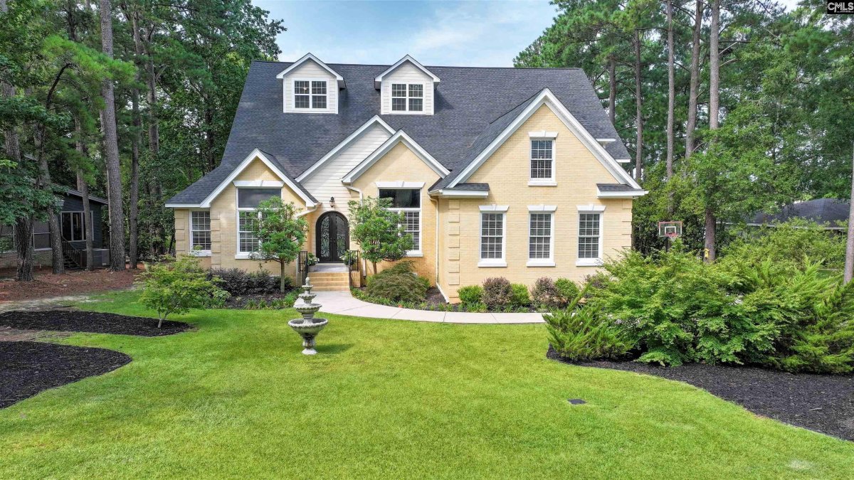 305 Northlake Road