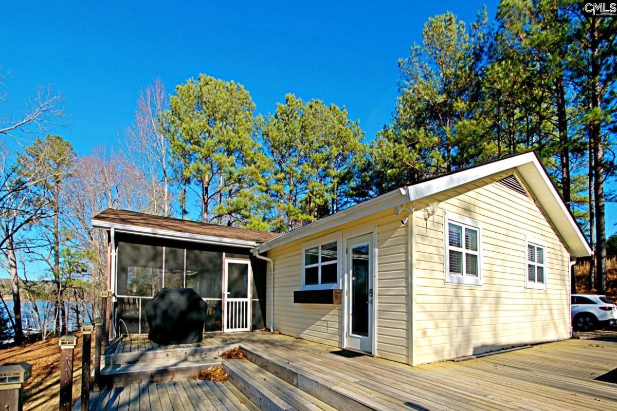2081 Great North Rd