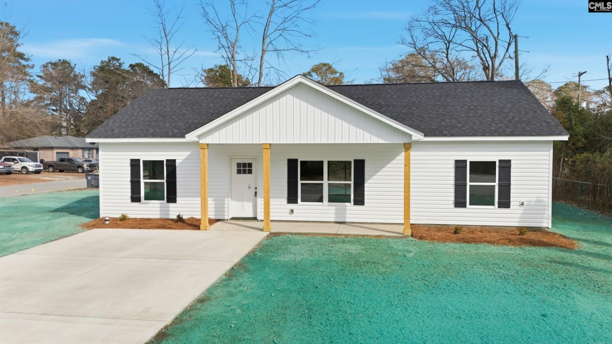 221 Lloydwood Drive