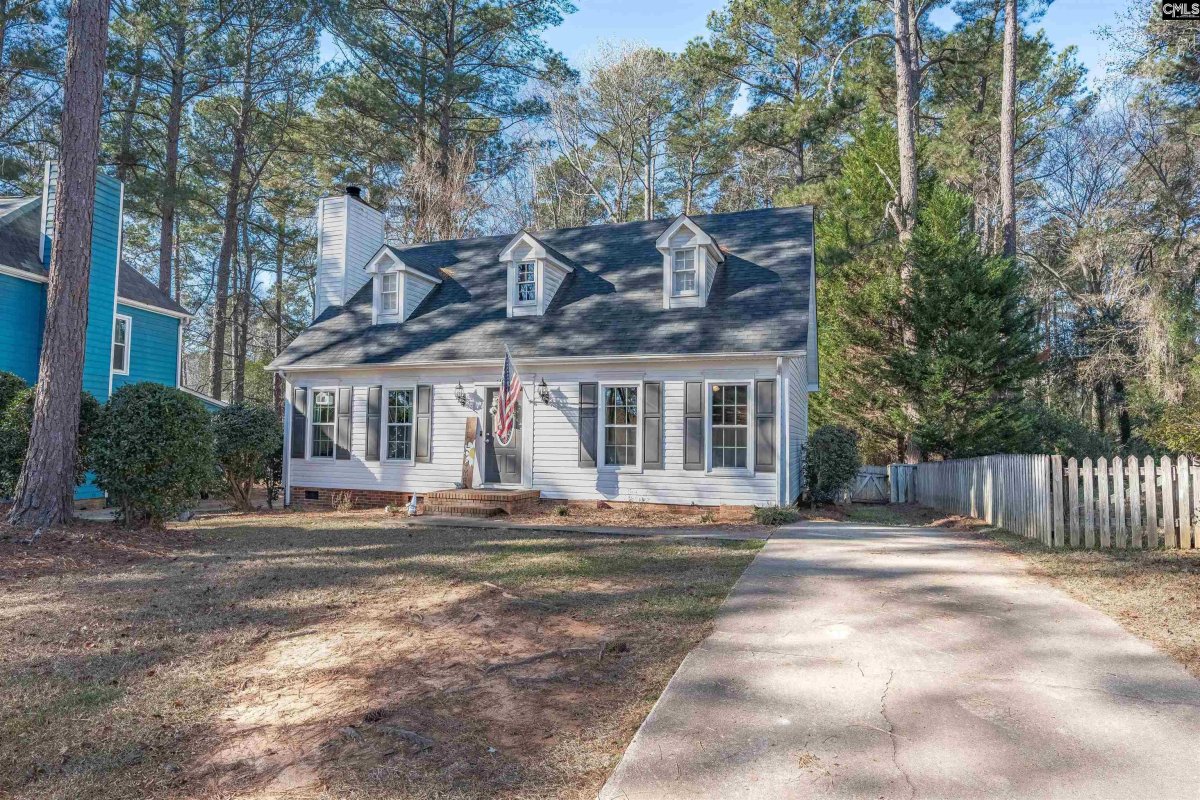 1513 Willow Creek Lane