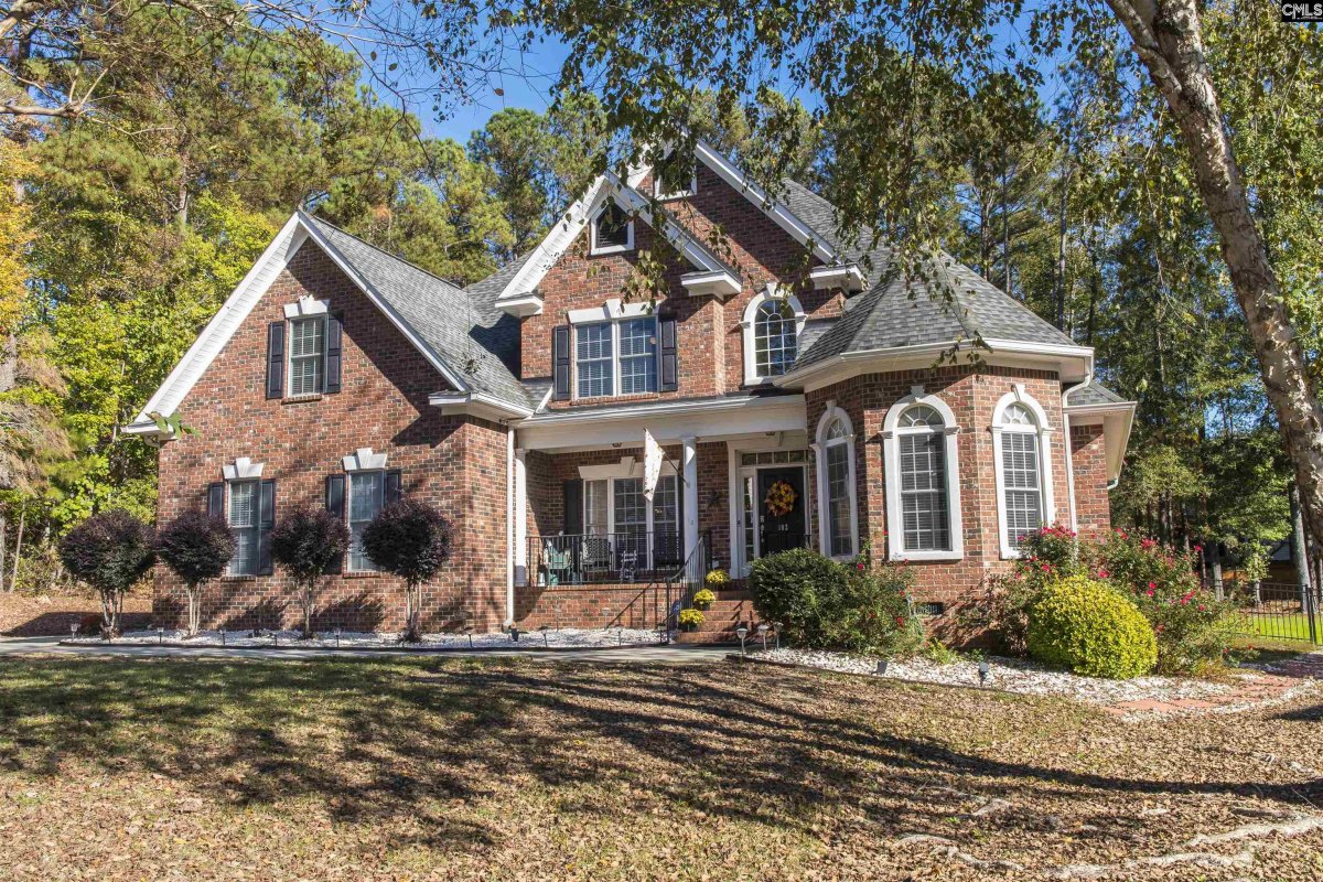 102 Roundtree Road