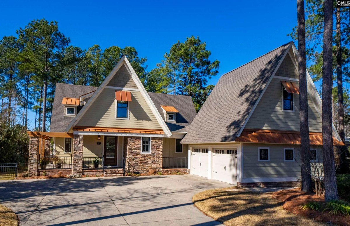 109 High Pointe Drive