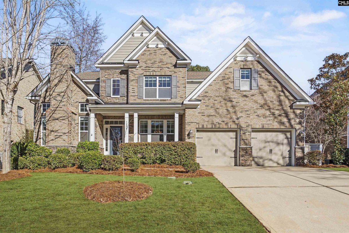 1208 University Parkway