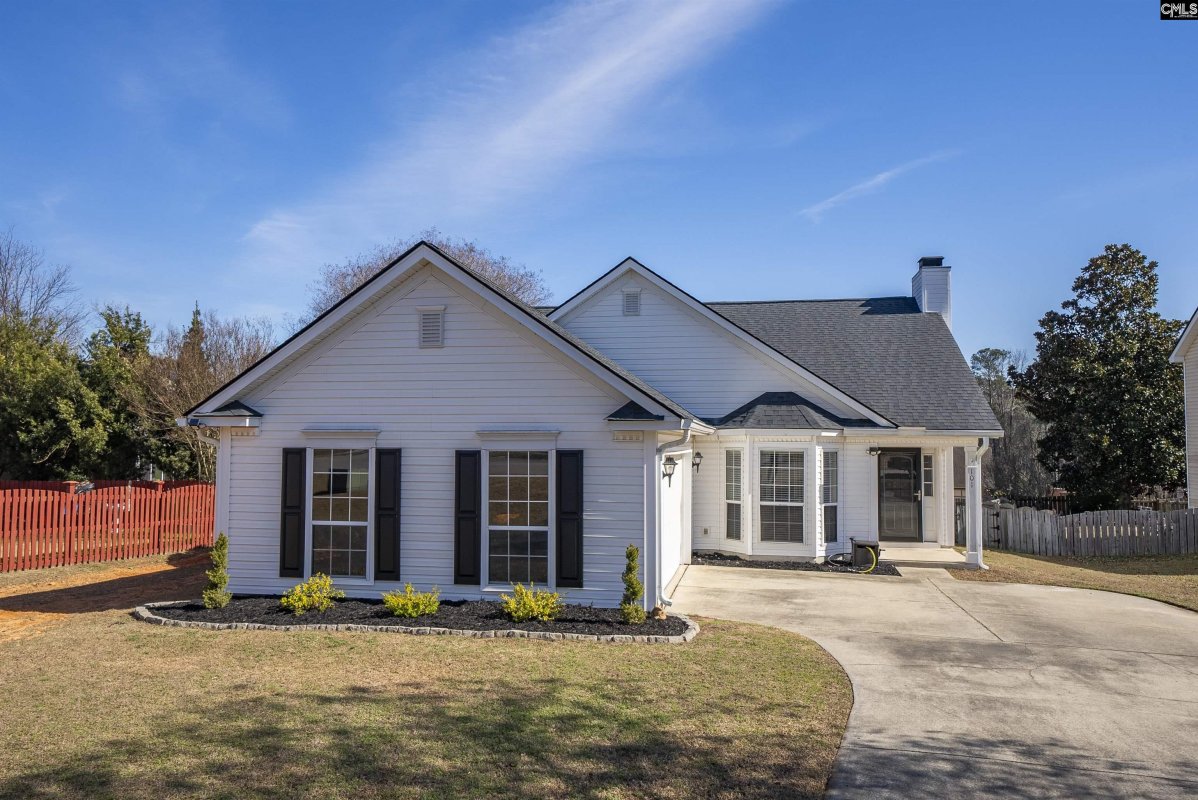 101 Farmhouse Loop