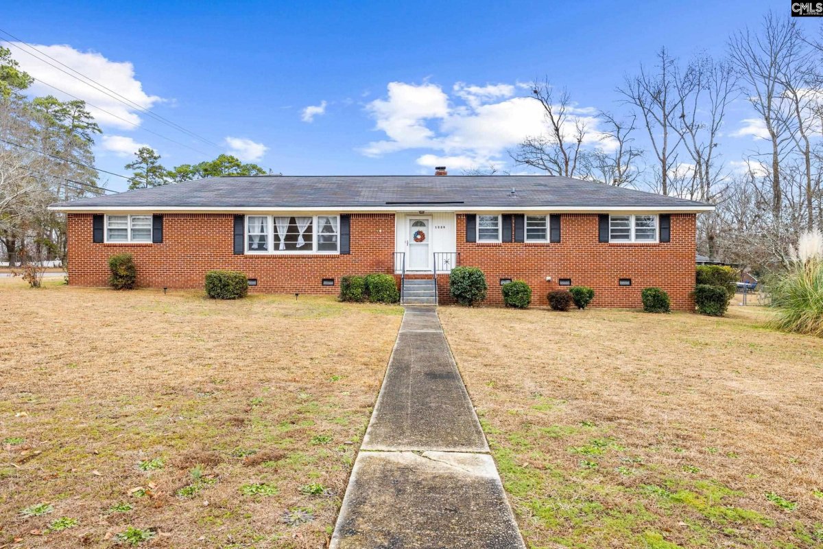 1336 Redwood Drive