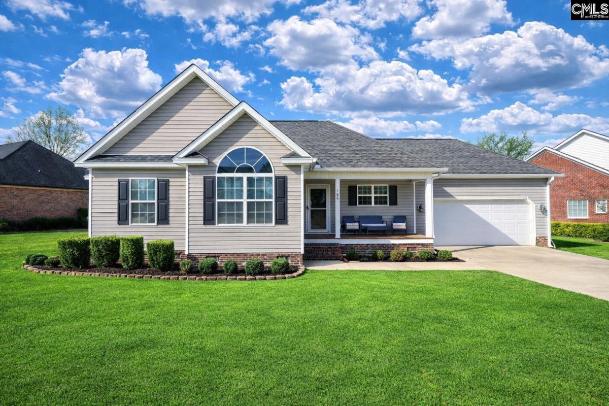 126 Southern Oak Drive