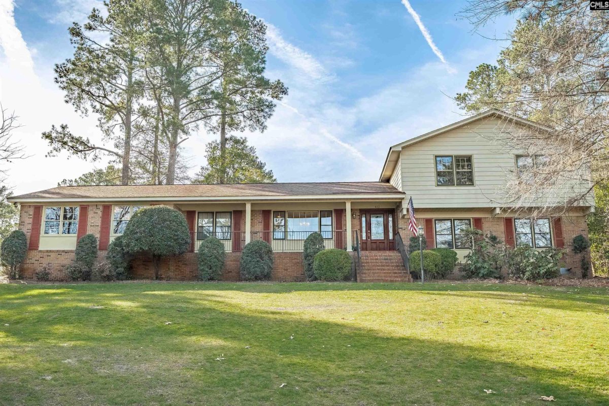 412 Park Lake Circle