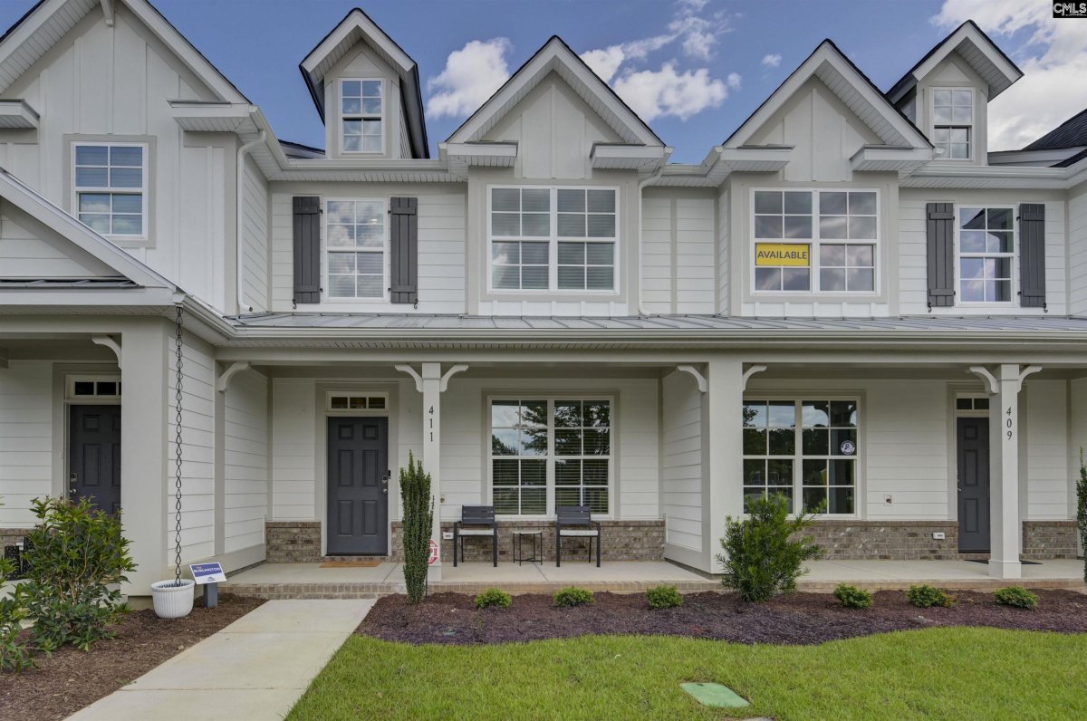 504 Adelaide Court