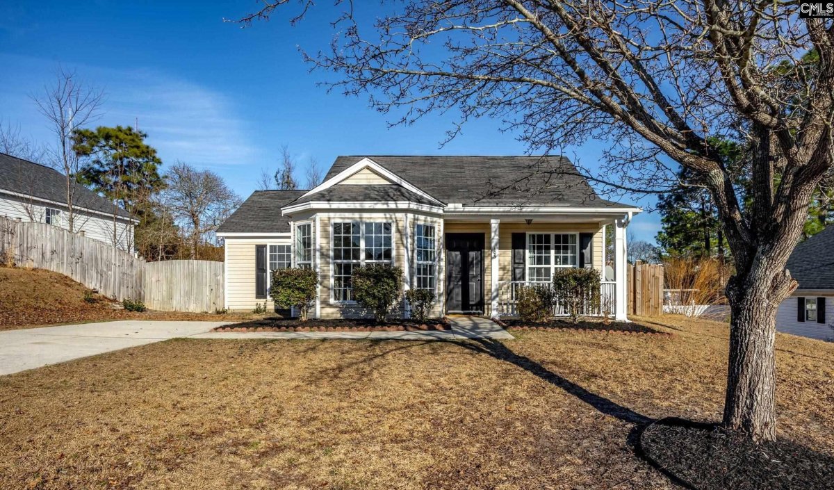 105 Crown Colony Ct