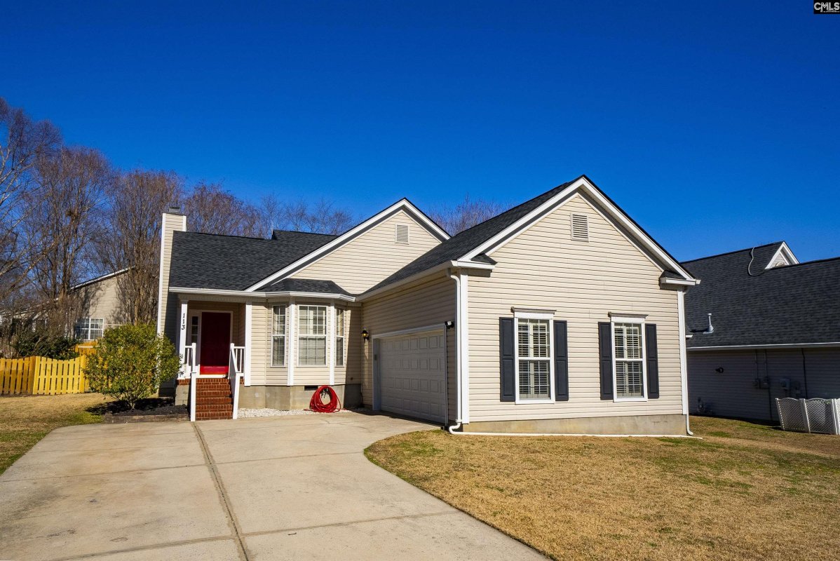 113 Creekside Lane