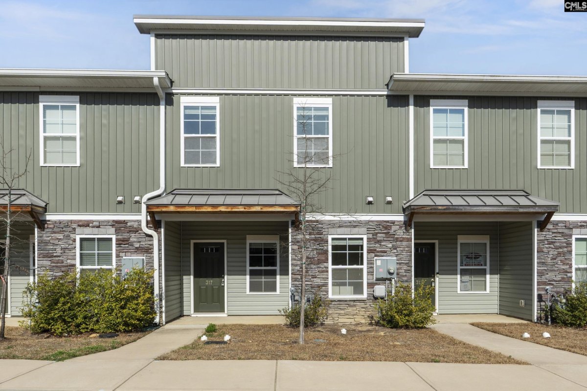 317 High Grove
