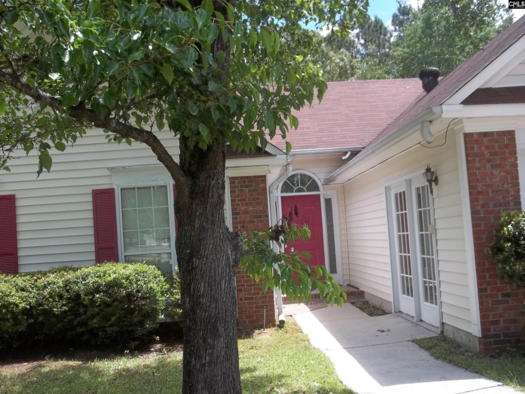 112 Winslow Way