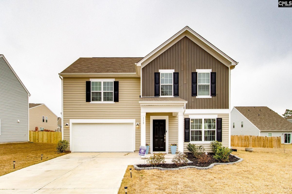 119 Parkwood Court
