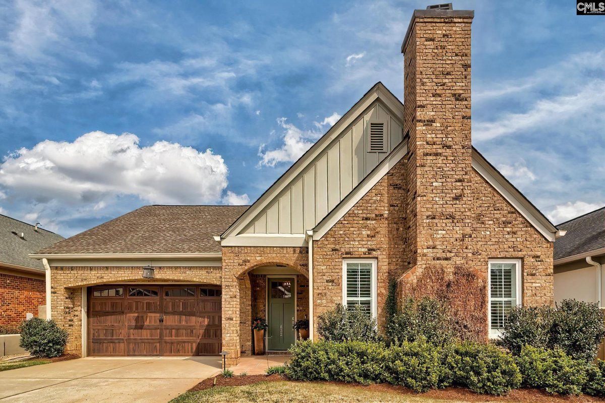 632 Tailwater Bend
