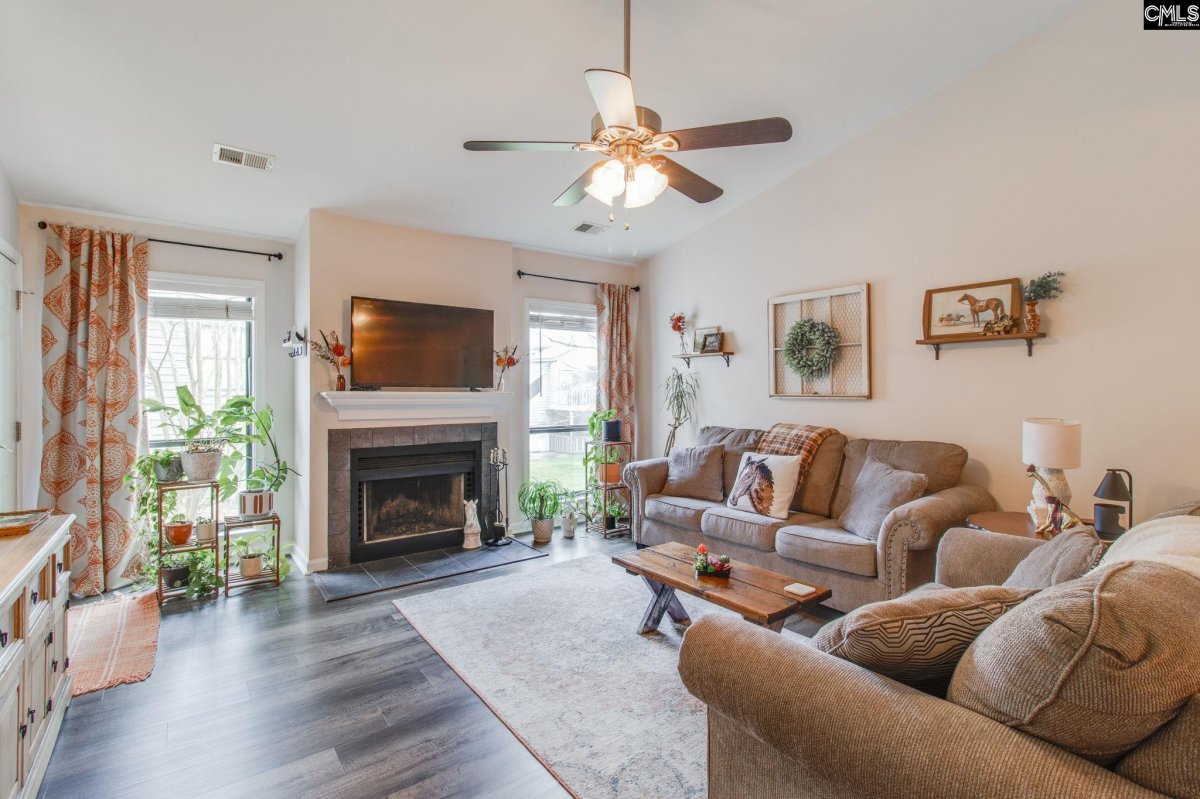 448 Deerwood Street 6D