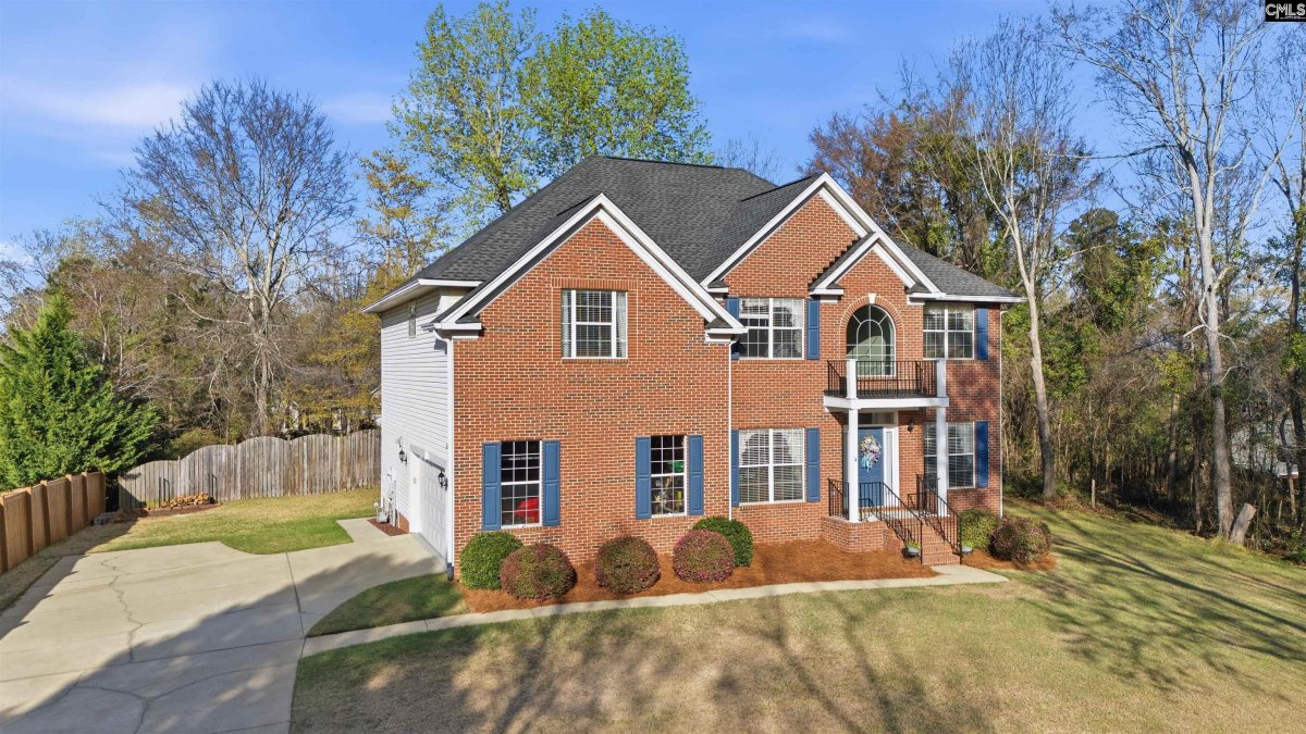112 Leslie Loch Lane