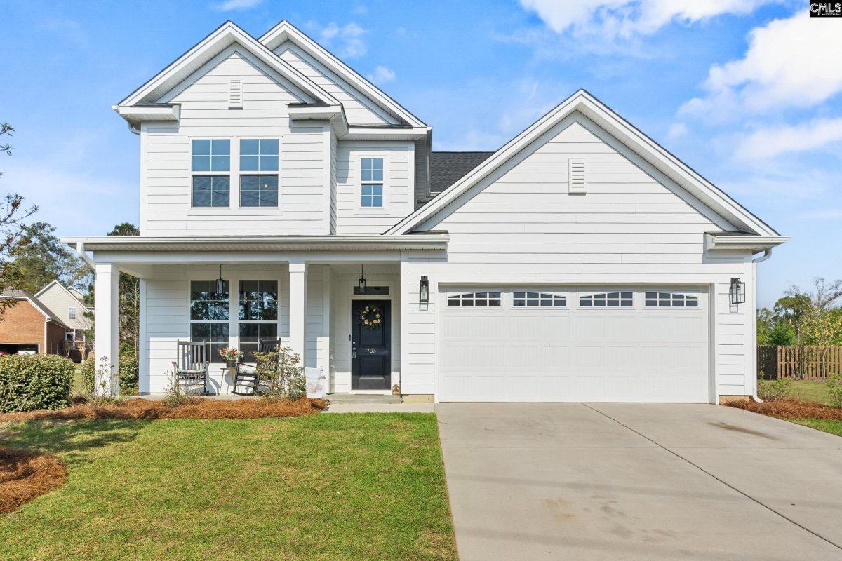 703 Mayflower Trail