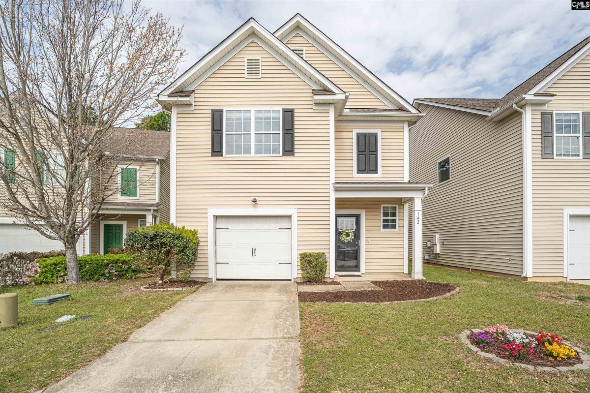 142 Whitton Court