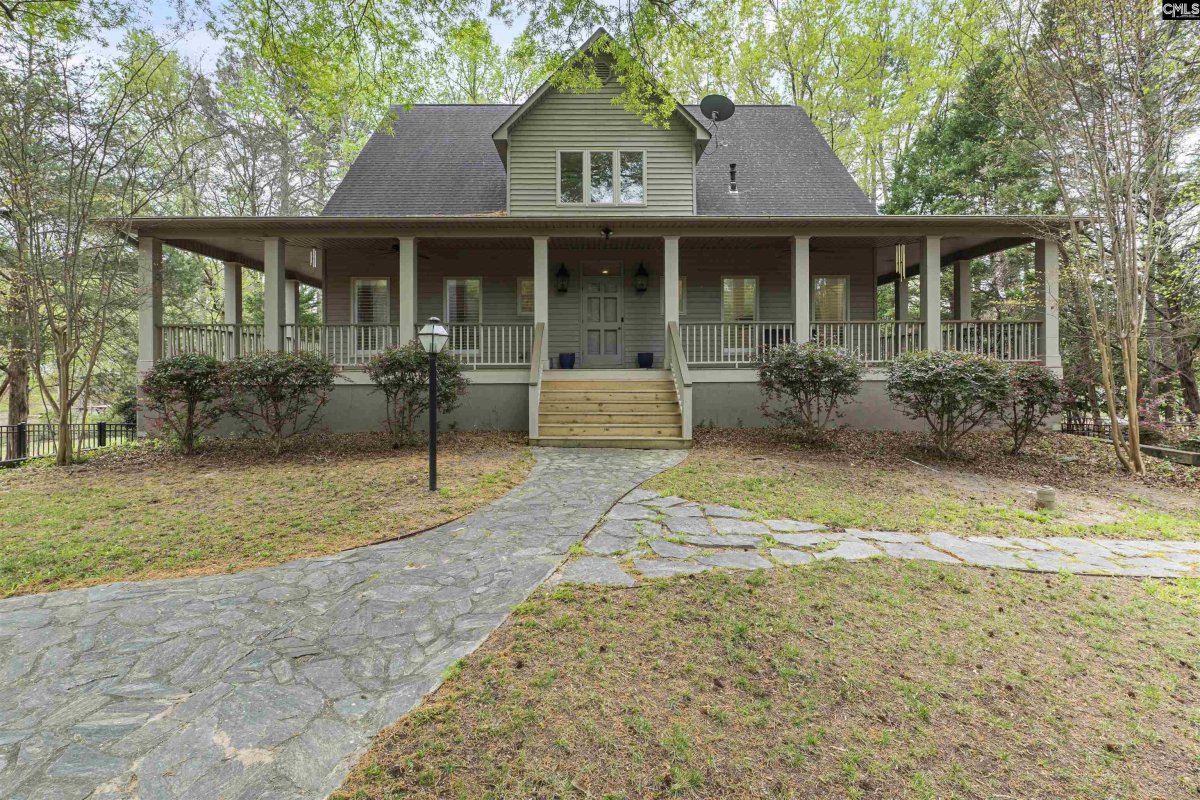 2223 Lakeshore Road