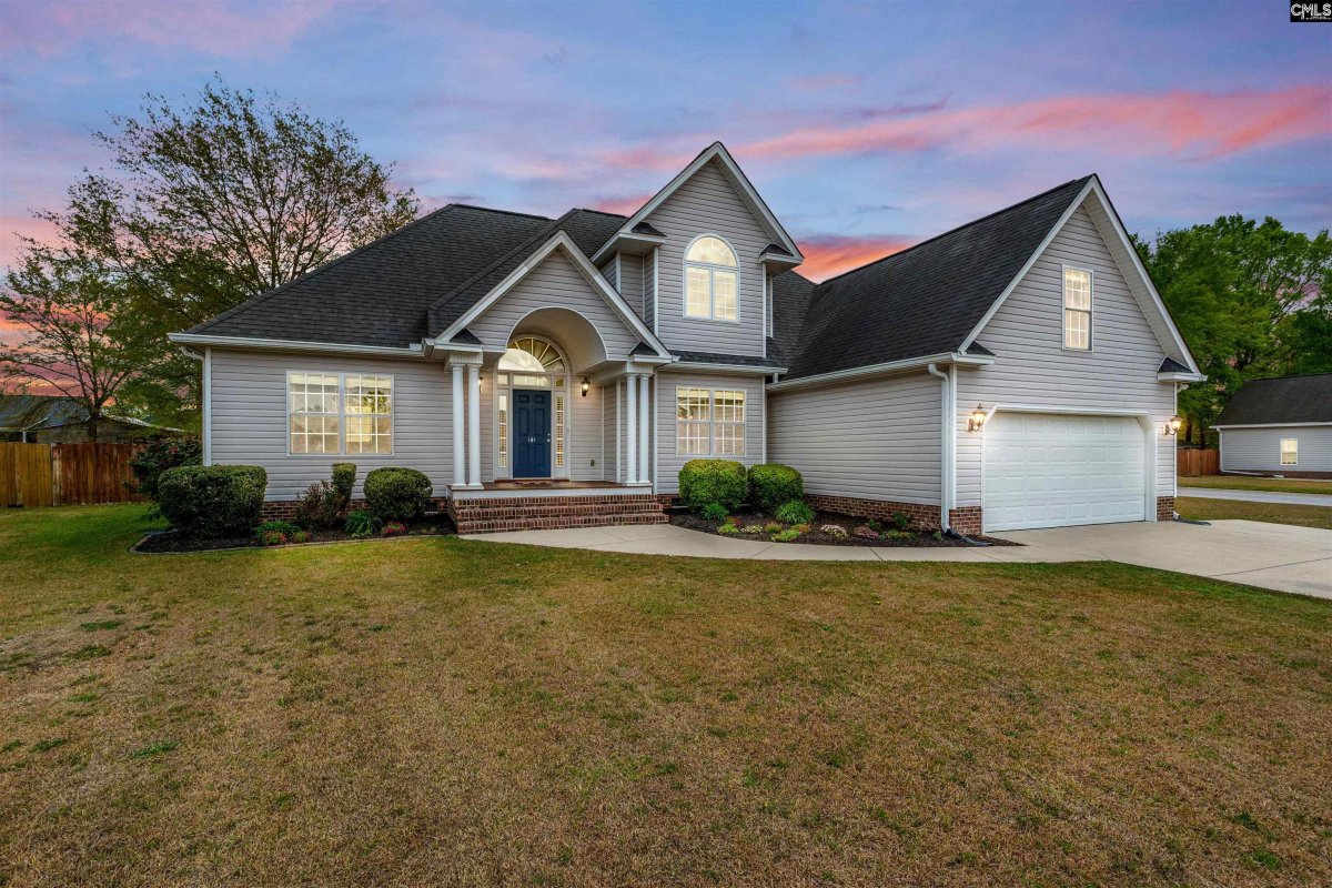 141 Southern Oak Drive